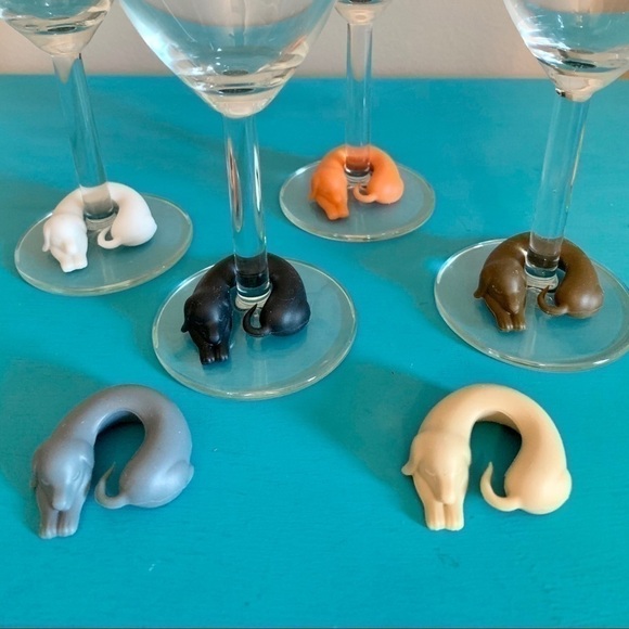 Set of 6 Rubber Dachshund Wine Glass Markers - Picture 1 of 2